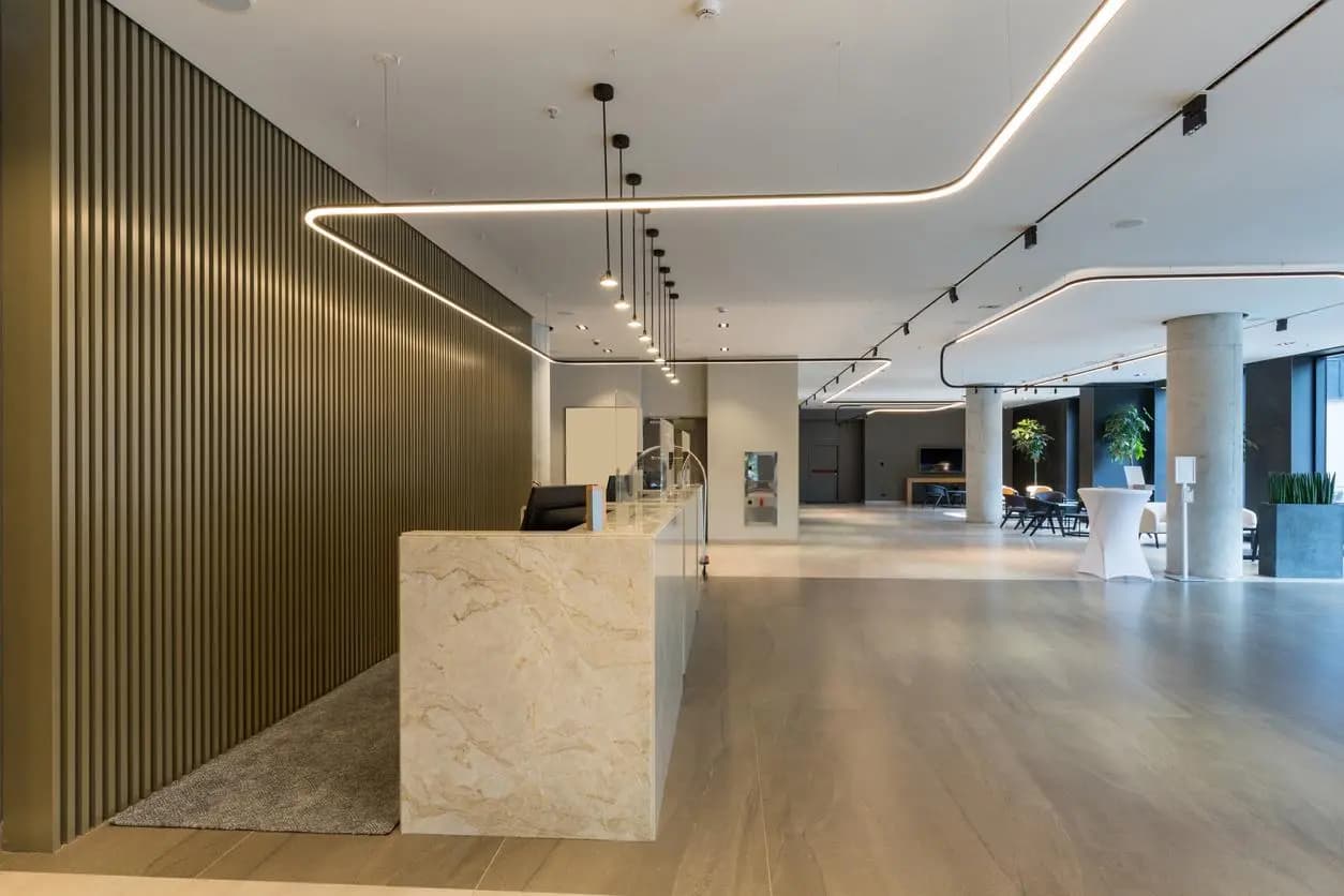 Premium commercial interior by N&G Partitions